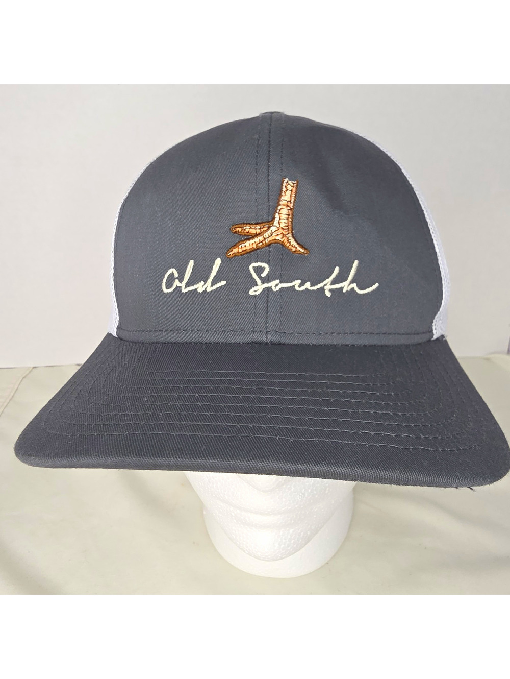 Old South Pacific Headwear 104C Trucker Hat Gray Black White Snapback Turkey